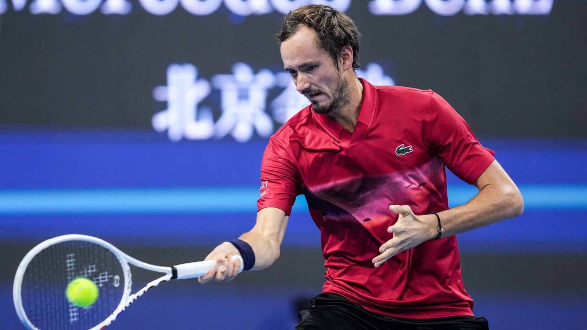 西班牙网球队轻取日本网球队，梅德韦杰夫打破历史纪录的简单介绍