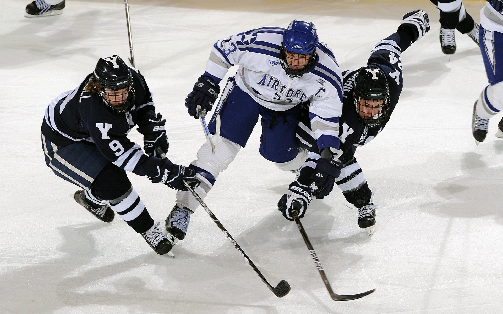 暗夜极速，保罗在F1街道赛的制胜方程式